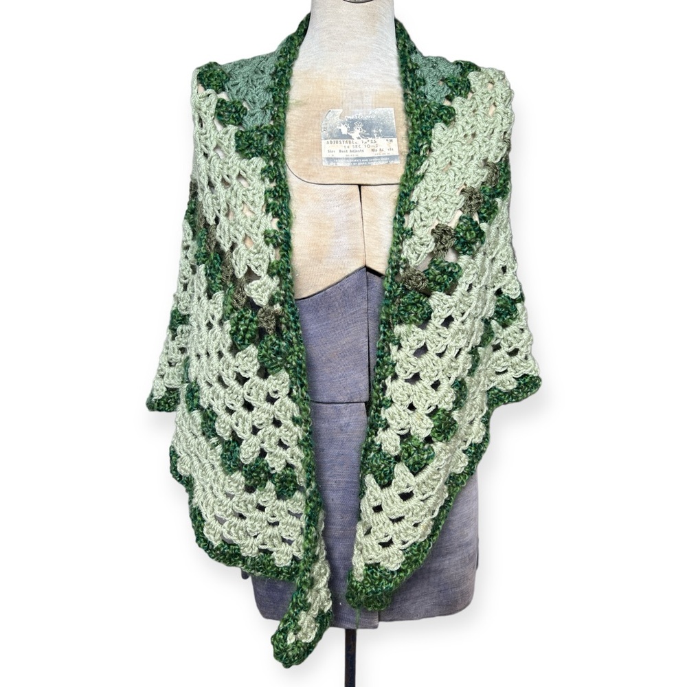 Vintage Green Granny Crochet Knit Shawl